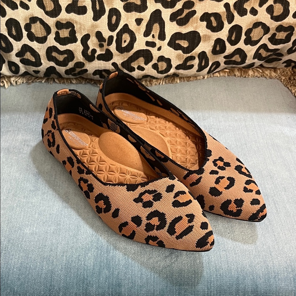 Leopard Print Pointed Toe Ballet Flats - Brown/Black